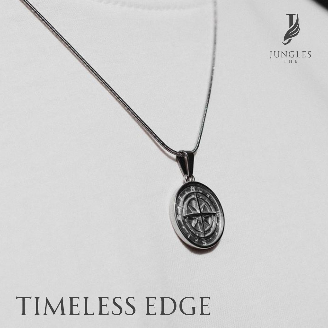 COMPASS PENDANT (SILVER)