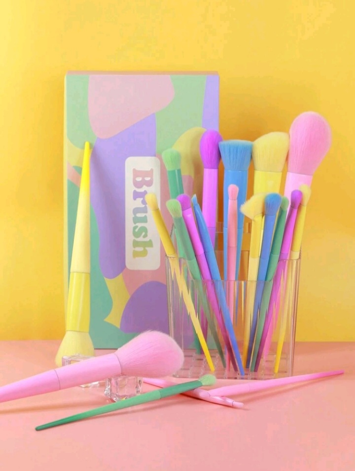 ColorPop 17 Brush Set 