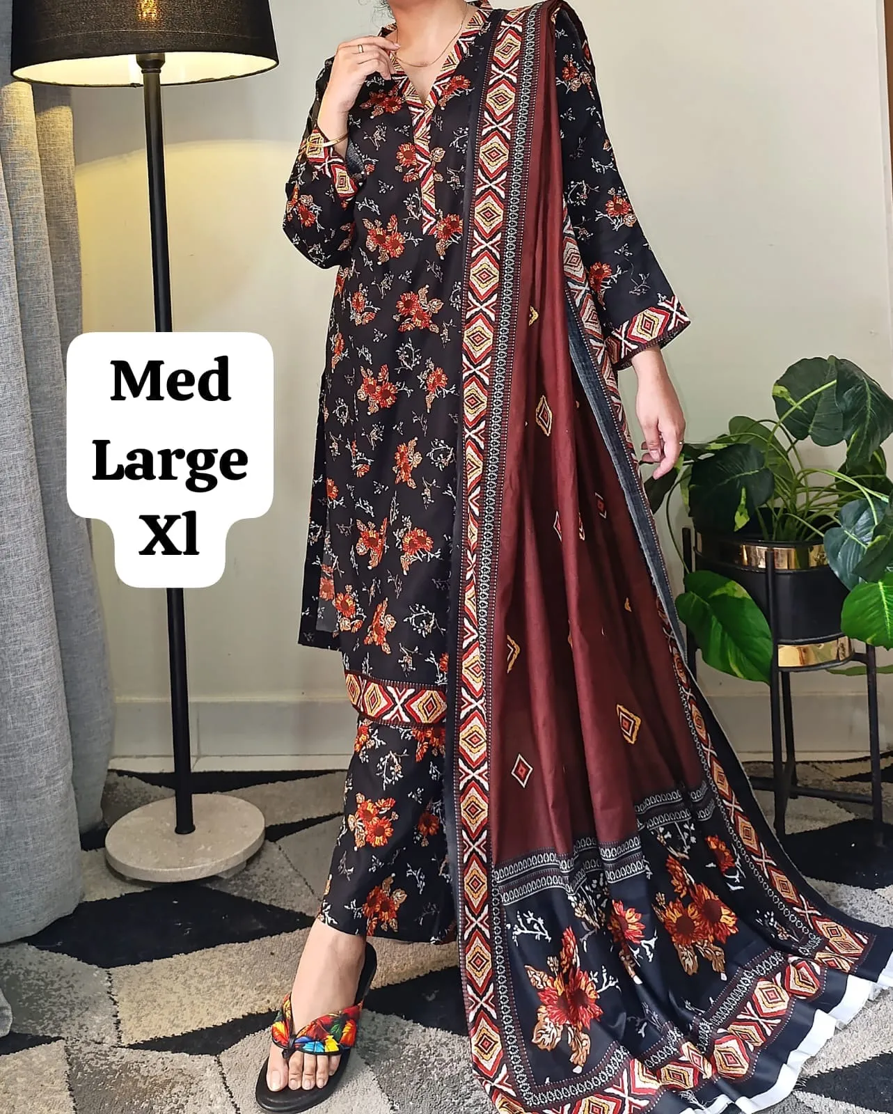 NEW ARRIVAL 💯 PERCENT ORIGINAL BIN SAEED 3PC LAWN STICHED*........📣📣