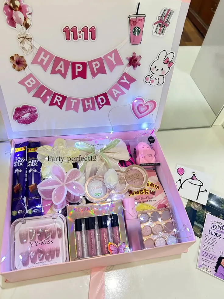 Pinteresty Love Box-Customize Gift box for Her