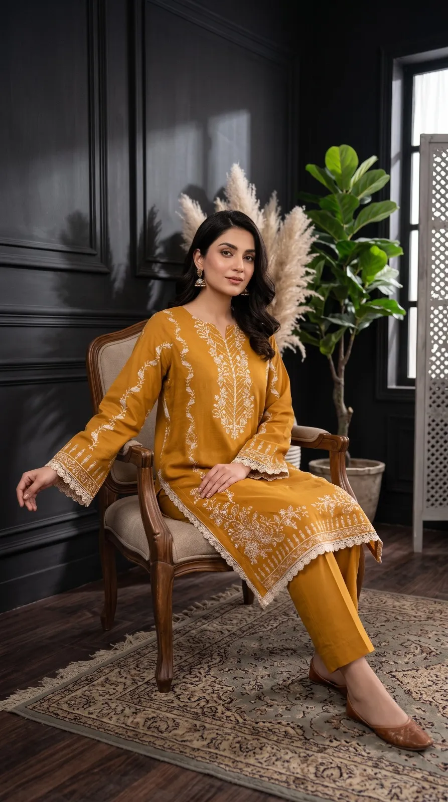 binarsh ladies suit