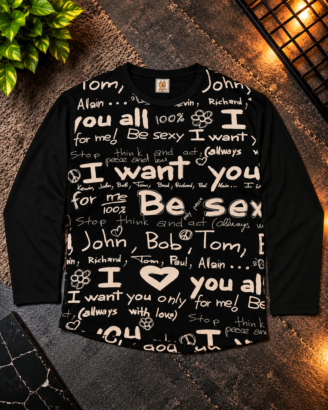 Graffiti Love Shirt Back & Beige (Soft Texture)