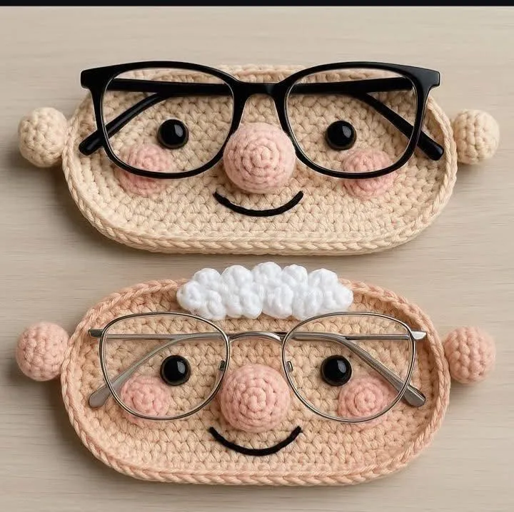 Crochet customized homedecor glasses cover