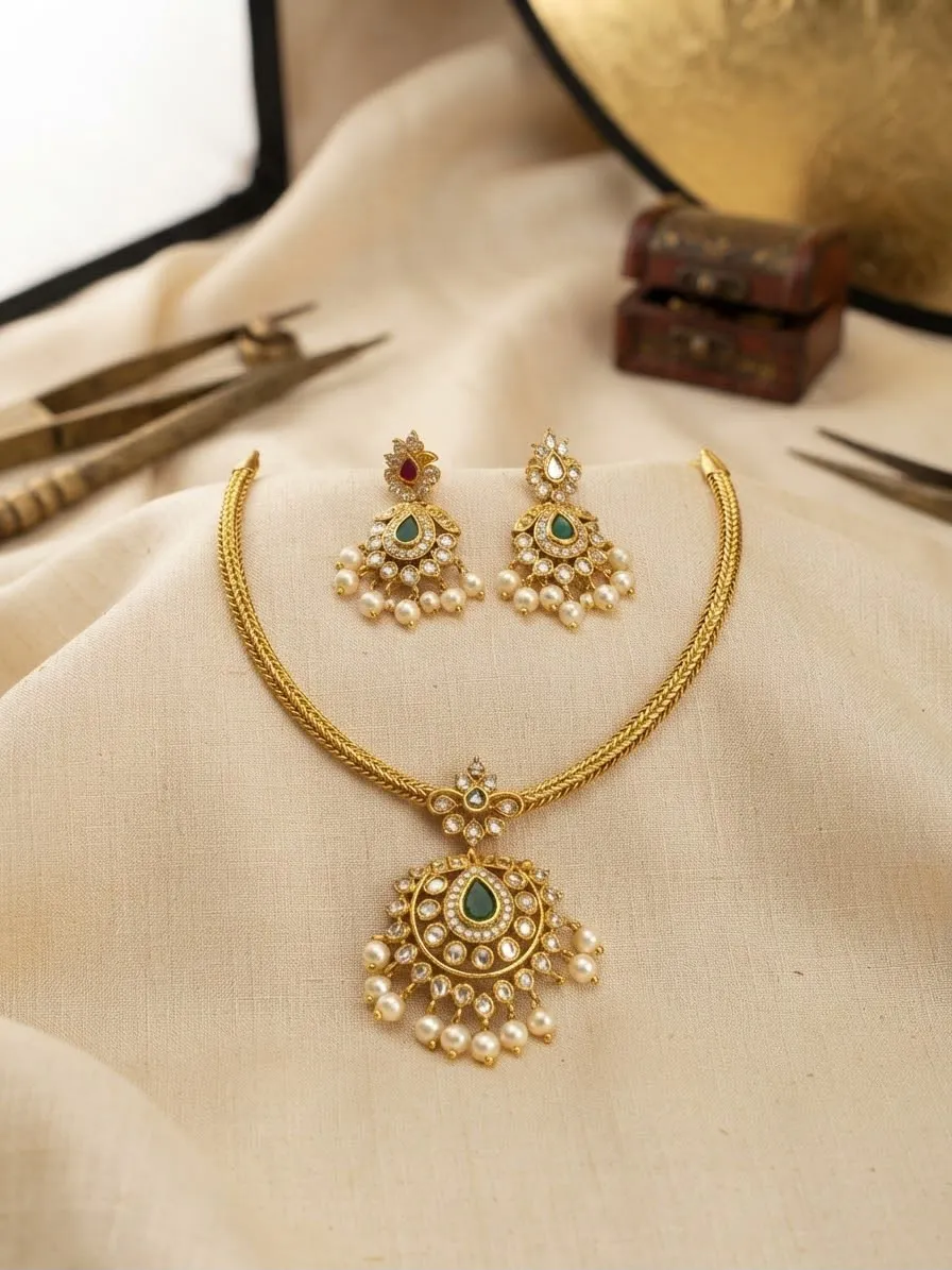  South Indian Pendant & Earrings Set 