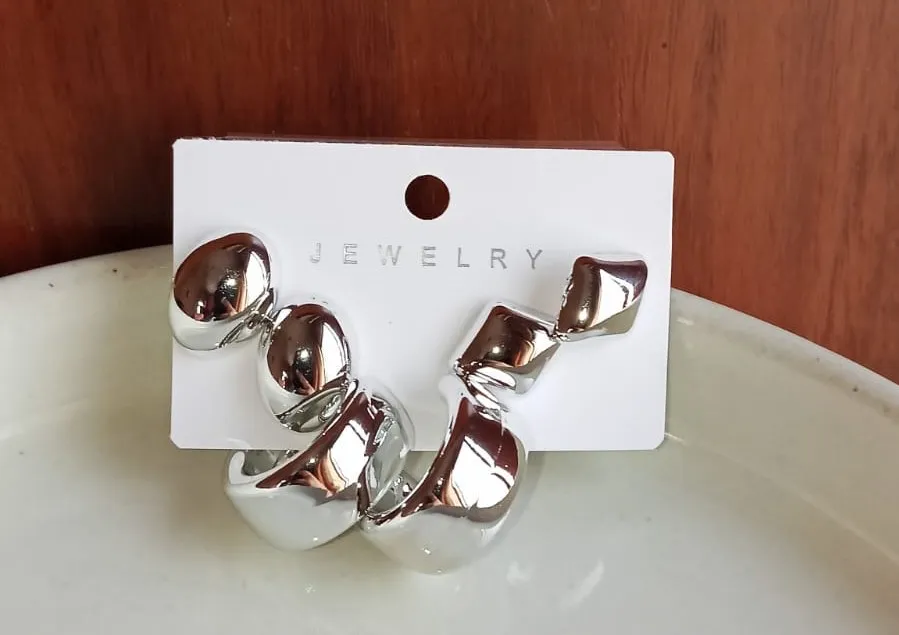 CHUNKY EARRINGS