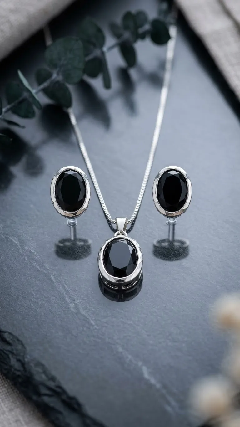 BLACK & RED STONE SET